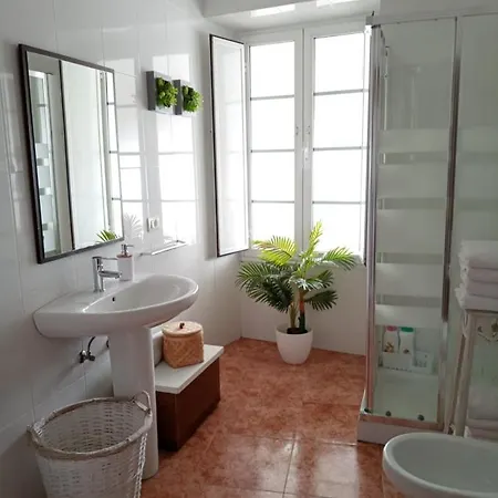 Entero Con Jardin En Casa Amelia Lejlighed Padrón